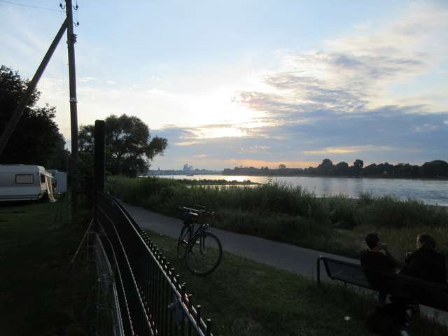 Solnedgang ved Rhinen