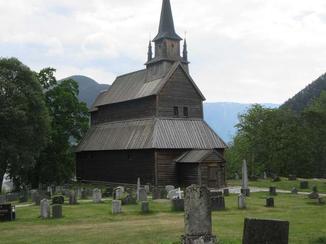 Kaupanger stavkirke