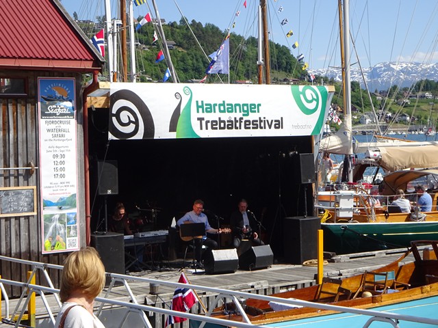 Konsert med Matti Rsland
