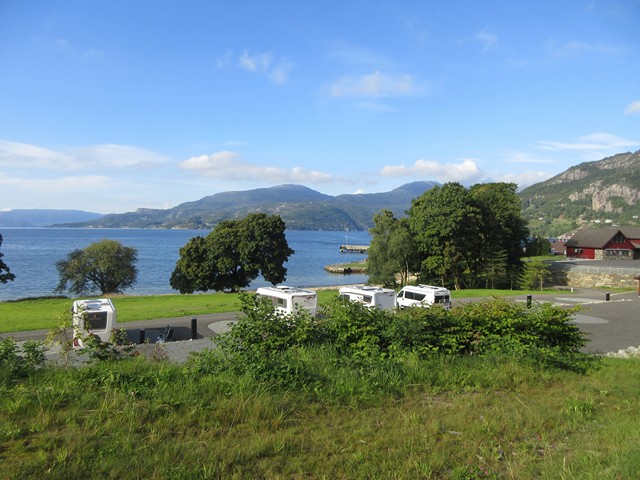 Bobilparkering i Hjelmeland
