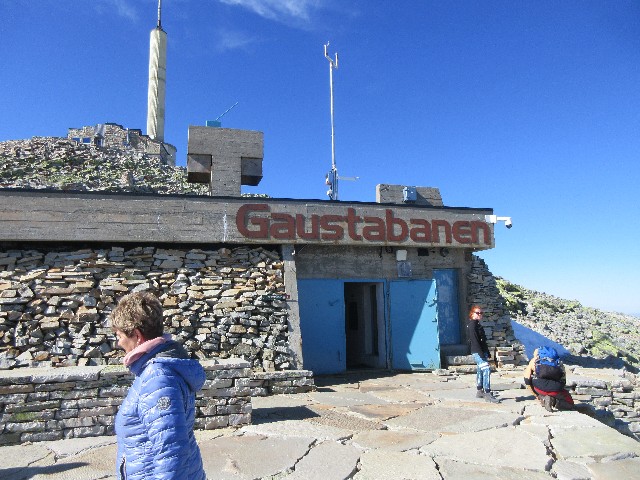 P� Gaustatoppen