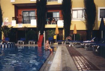 Senator Hotel Apartments