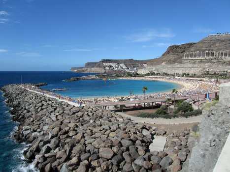 Playa de Amadores