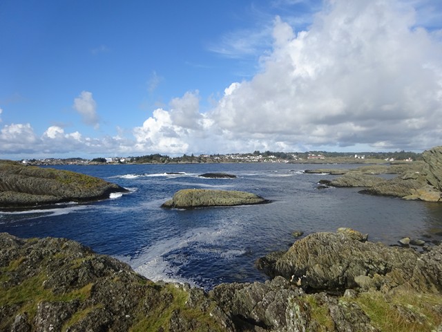 Utsikt fra den tyske lyskasteren mot Vik