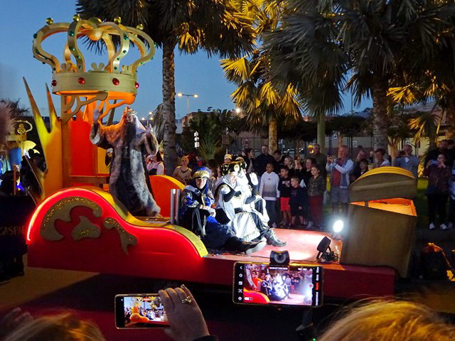 De hellige tre kongers parade