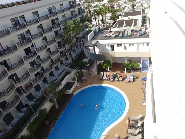 Bassenget p� Coral California