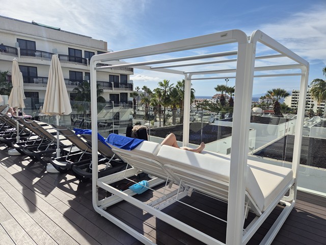 Solsenger p� Coral California